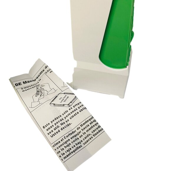 Inventions One Click ButterCutter - Holds & Slices Butter With A Squeeze Large - Picture 4 of 8
